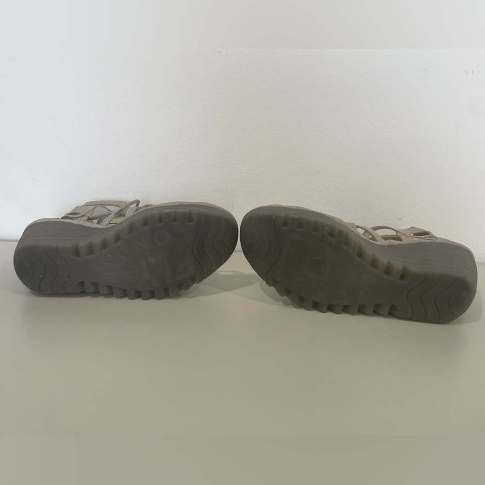 New! Fly London wedge Sandals - Picture 5 of 7